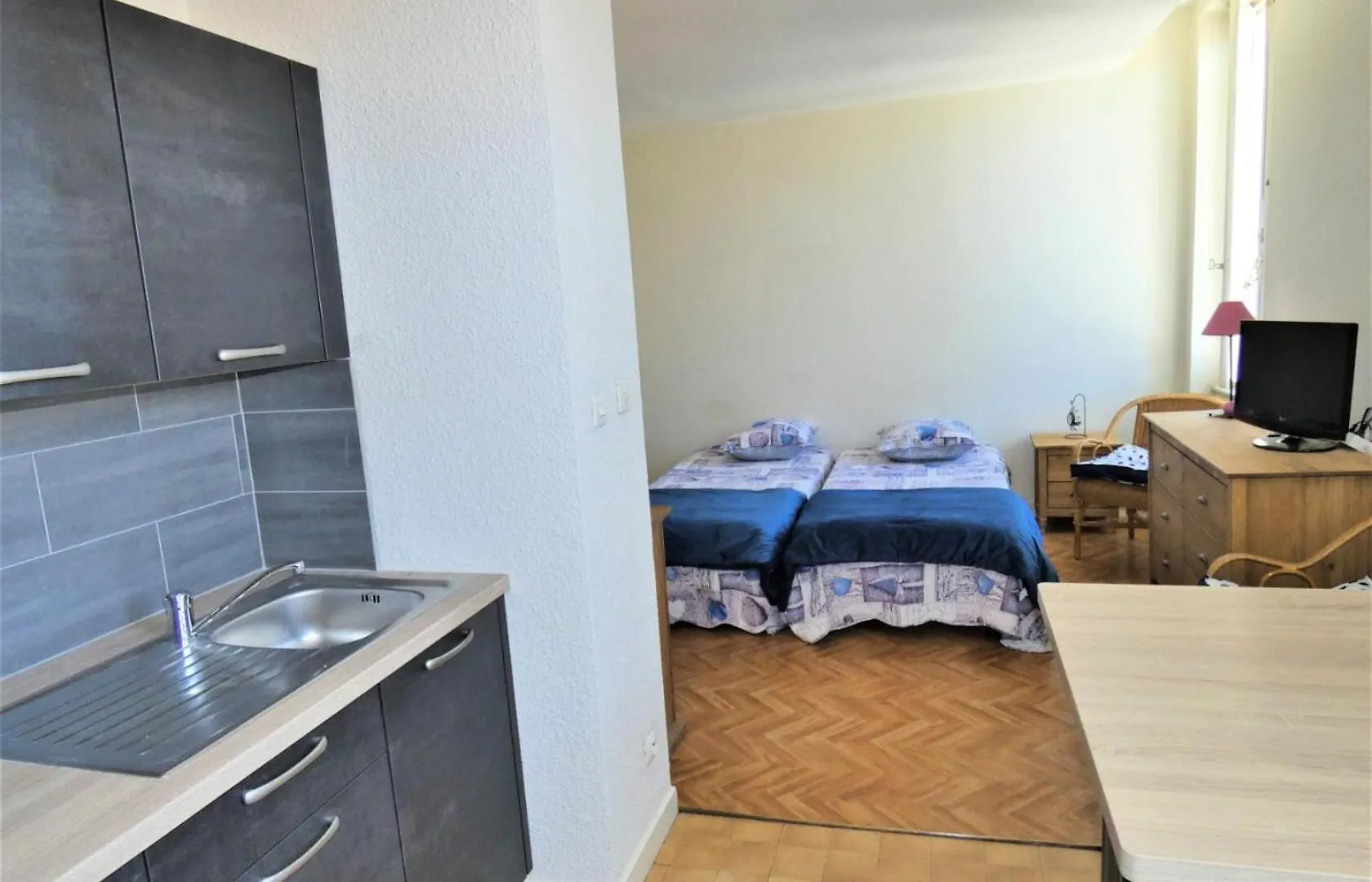 Residence Le Juturna - Studio A Proximite Du Centre Ville Et Des Thermes D'Aix-Les-Bains ! Mae-7054 0*, Aix-les-Bains